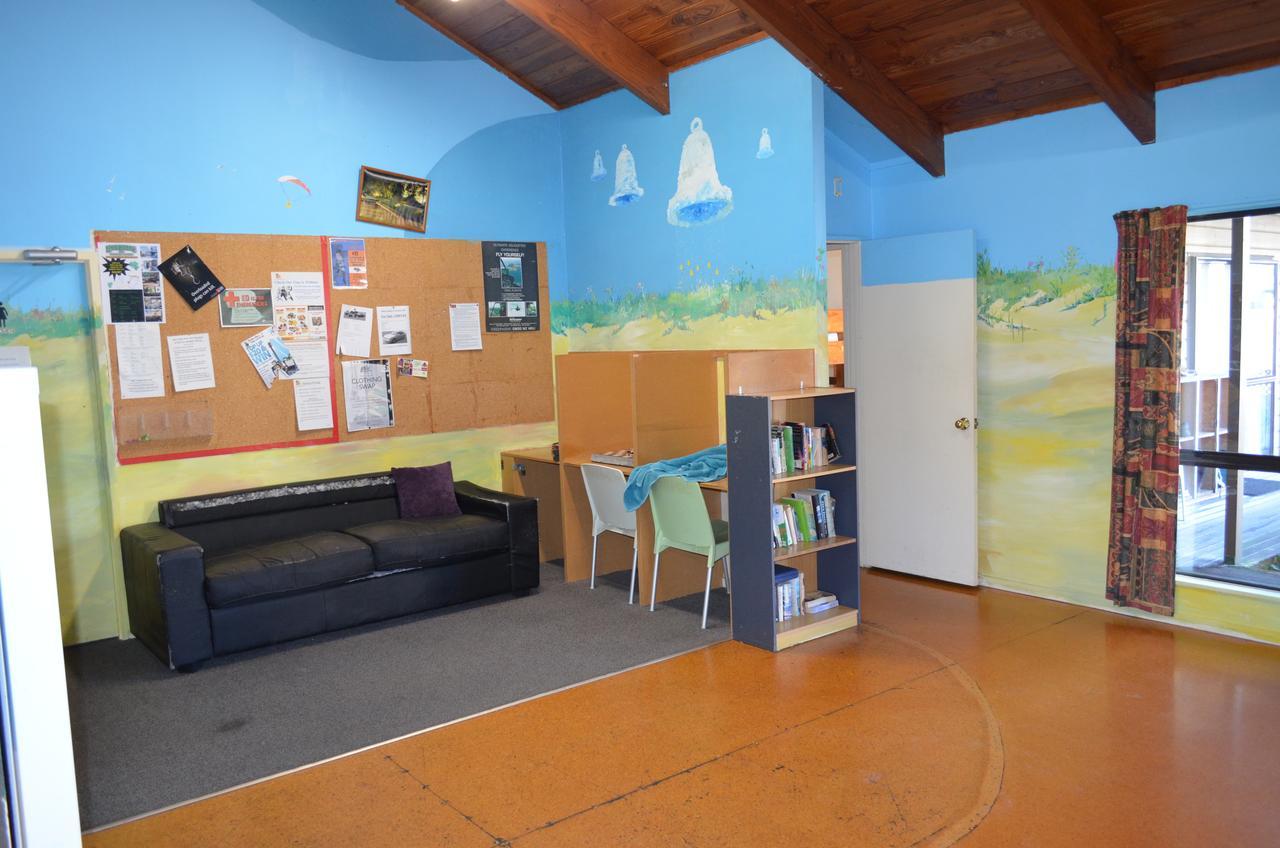 Bell Lodge Motel & Backpackers Hostel Tauranga Exterior foto